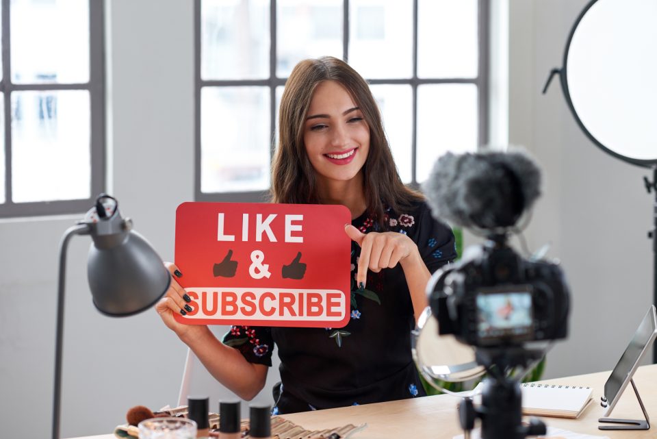 add like and subscribe cta